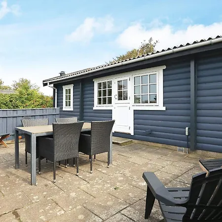 4 Person In بيت للعطل أسّينس