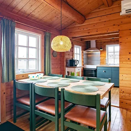 Σπίτι διακοπών 4 Person In